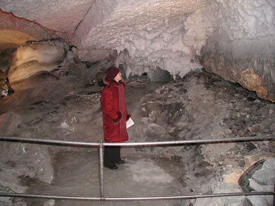 Грот Кунгурской ледяной пещеры